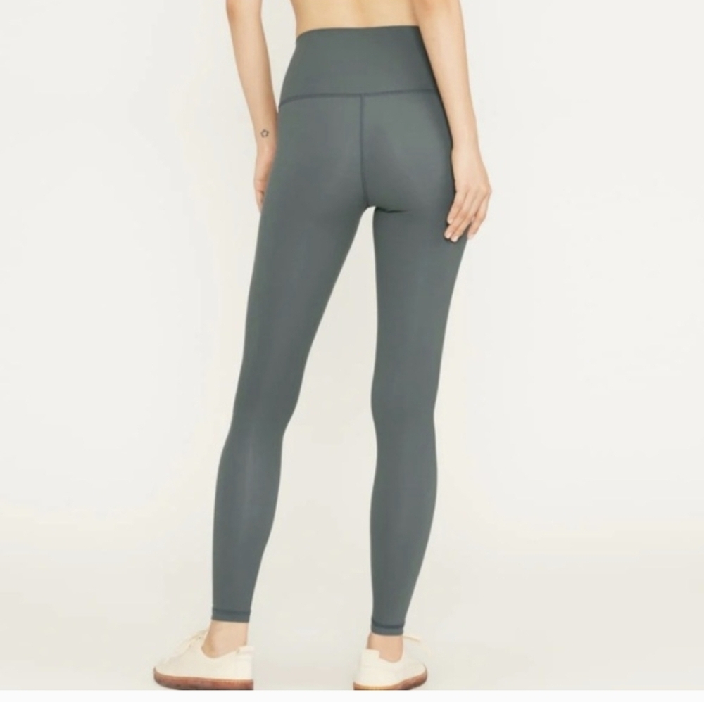 Everlane Perform Renew Legging Grey Green Size Medium Yoga Sport